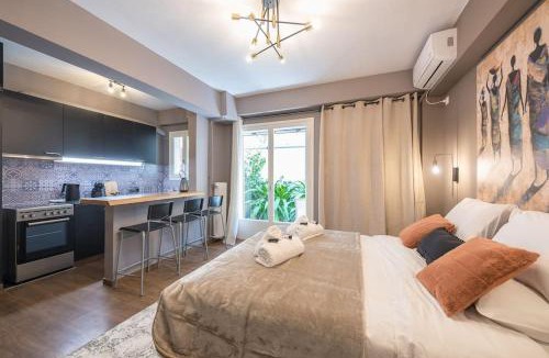 Palaio Faliro Apartment | Athens Seaside Retreat Floisvos