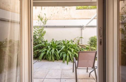 Palaio Faliro Apartment | Athens Seaside Retreat Floisvos