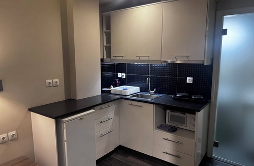 Kypseli Apartment | Athens Stay 20 | Stylish Compact Studio in Athens
