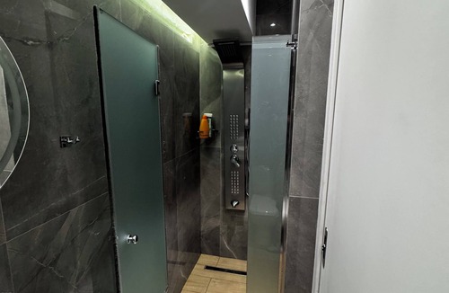 Kypseli Apartment | Athens Stay 50 Dual Private Suites Dual Baths