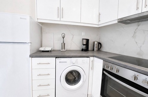 Agios Panteleimonas Apartment | Athens Studio Near Metro & Transport Hub by ΜΡS