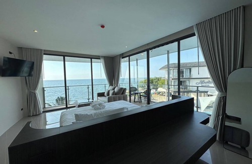 Chonburi Hotel | Atlantis Manor