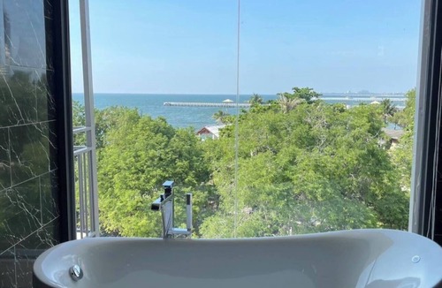 Chonburi Hotel | Atlantis Manor