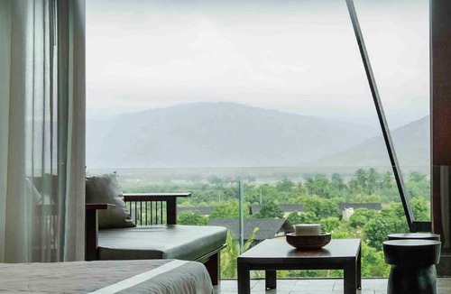 Mu Si Hotel | Atta Lakeside Resort Suite