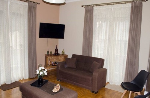 Attiki Apartment | Attica Square