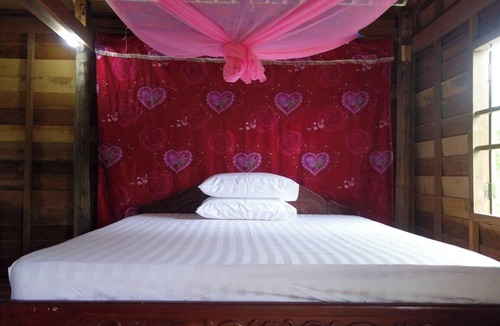 Siem Reap House | Authentic Cambodian Angkor Cottage