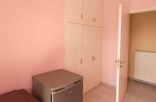 Mikri Mantineia Apartment | Authentic Greek hospitality on the Messinian Gulf.