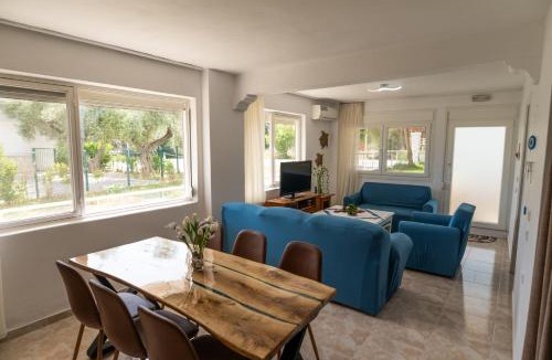 Alexandroupoli Apartment | Avalone suite by Heaven's Hall