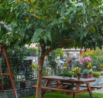 Loutraki Apartment | Avgi
