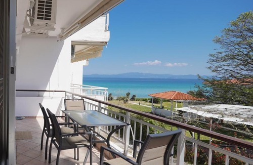 Kriopigi Apartment | Avra breeze