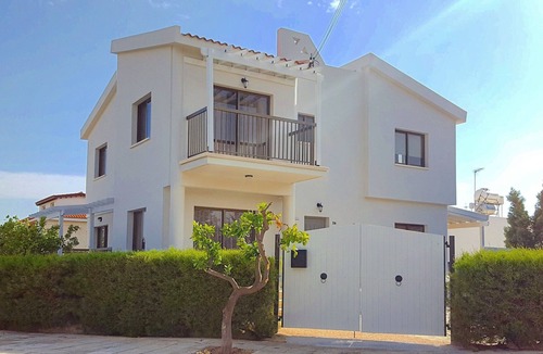 Emba Villa | Award winning Private Luxury Villa with Pool