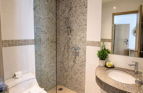 Patong Hotel | Azizi Boutique Hotel