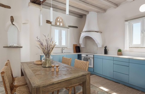 Tinos Town Apartment | Azure 1 by Morfes Luxury Apartments