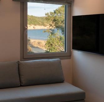 Pylos-Nestoras Apartment | Azure Horizon Suites