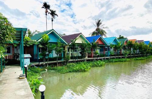 Bang Sao Thong Hotel | Baan Chay Namm Resort