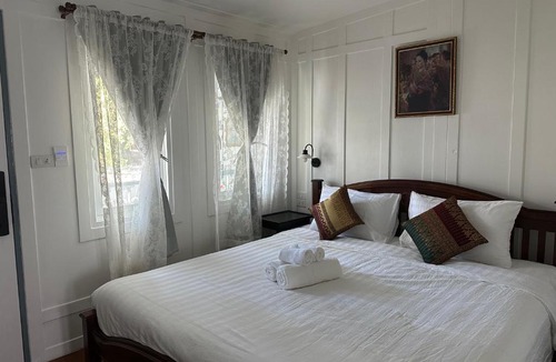 Phra Nakhon Hotel | Baan Debtida