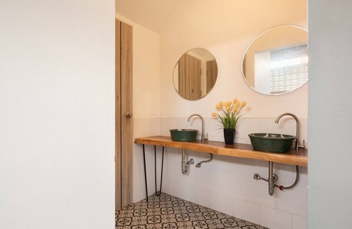 Maha Phruttharam House | Baan La-Or Heritage Suite