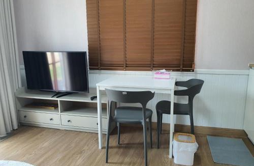 Nong Samsak House | Baan Marrada Chonburi