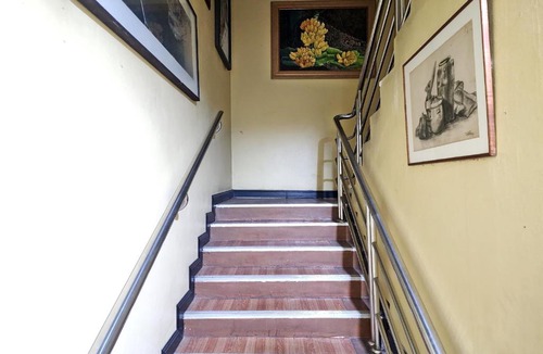 Thung Maha Mek Hotel | Baan Nara 15
