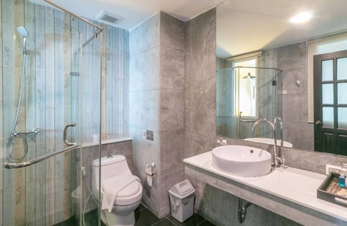 Talat Yai Hotel | Baan PhuAnda Phuket