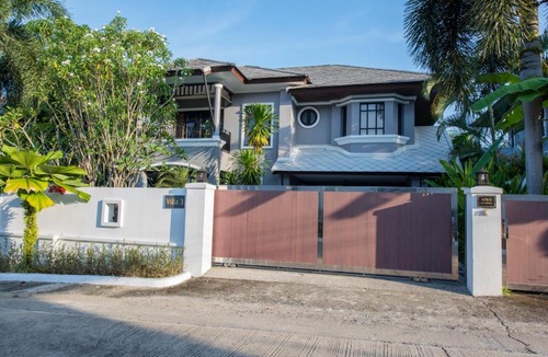 Krabi Villa | Baan Santhiya Private Pool Villas - Hotel style service with Free Tuk Tuk