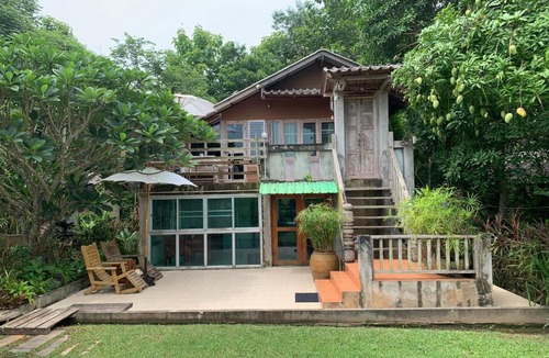 Hang Chat Resort | Baan Suan Duang Porn Resort
