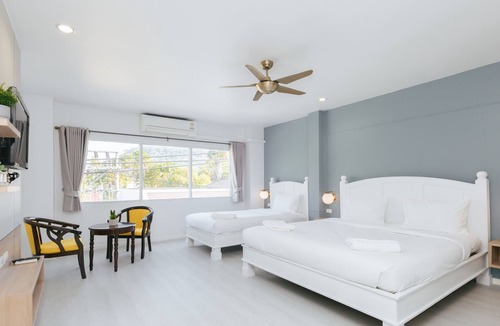Old Phuket Town Hotel | Baan Sutra Guesthouse