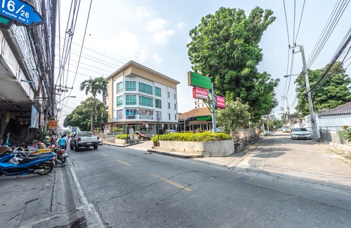 Din Daeng Hotel | Baan Tanwa - Mrt Ratchadapisek