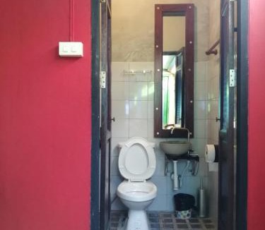 Dusit Bed & Breakfast | Baan Tepa Boutique House