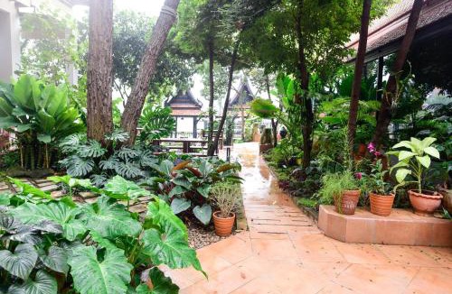 Ayutthaya House | Baan Veanglhek Residence