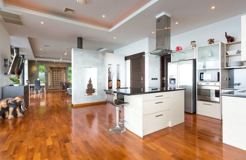 Na Thon Villa | Baan View Talay