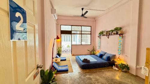Talat Noi Hostel | Baan YentaFo - Pink House 2nd floor