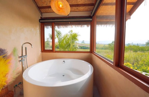 Chonburi Hotel | Baannok at Motakhian