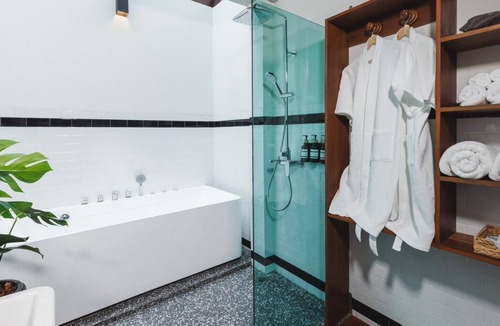 Bang Kobua Hotel | Baanrongmai Canal Front Homestay