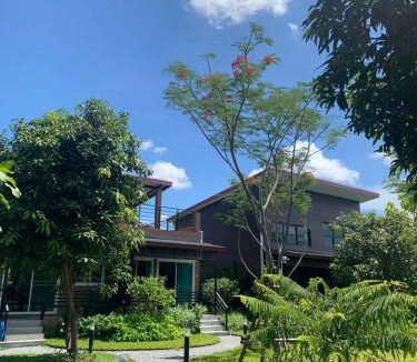 Phra Pradaeng House | BaanSuanklaiKlungBangkrachao บ้านสวนใกล้กรุงบางกะเจ้า