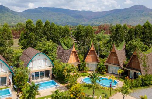 Kampot Resort | Bali Villa Kampot Resort