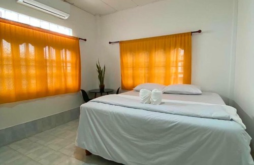 Thakhek House | Bamboo Hostel
