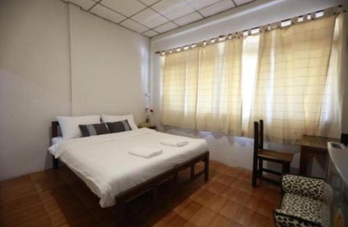 Don Muang Hostel | Banana Hostel Donmuang