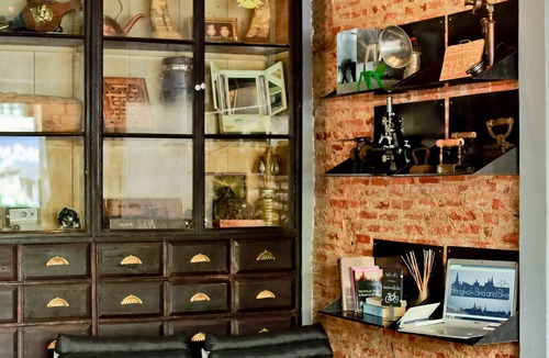 Wang Burapha Phirom Hostel | Bangkok Bed and Bike - Hostel