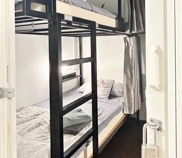 Khlong San Hostel | Bangkok Sanookdee Hostel