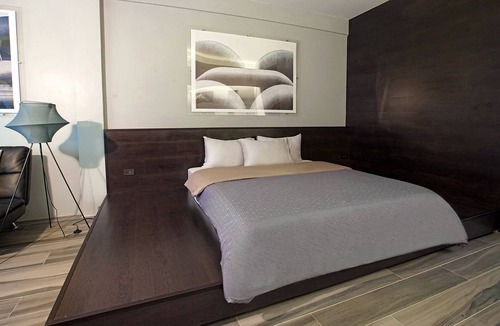 Sukhumvit House | Bangkok2510: 420 friendly, spacious luxury atop 80s barcade