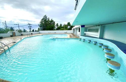 Ban Bang Saen Apartment | Bangsaen Royal Beach