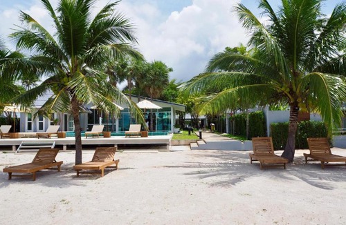 Talingchan Hotel | Bann Sunset Cove Krabi I A Hidden Luxury Escape on Had Yao Beach