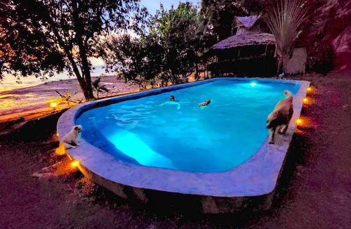 Nuea Khlong House | Banyan Bay Villas