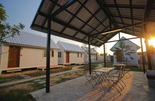 Sam Phran House | Barn Sampran Resort บ้านสามพรานรีสอร์ท