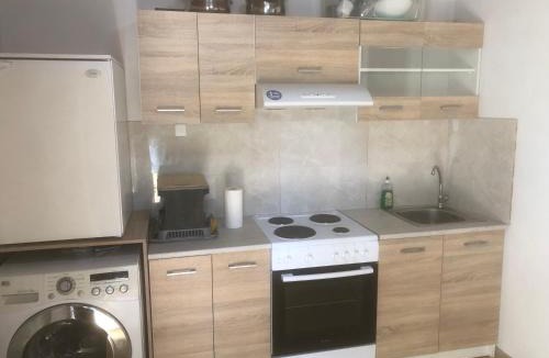 Diasella Apartment | Barreira Beachfront Room 5