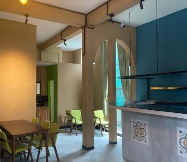Daun Penh Hotel | Bat Chum Villa
