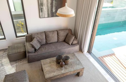 Paphos Villa | Beach Breeze