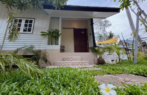Chaloklum House | Beach front House