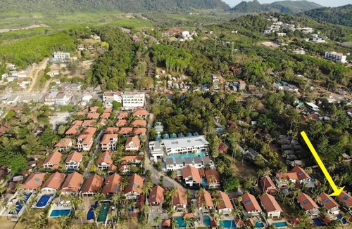 Ko Lanta Villa | Beachfront! 5 Bedrooms - Malee Beach Villa E1